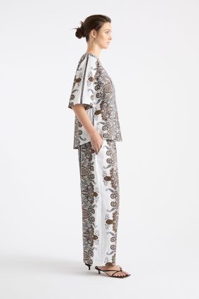 Mela Purdie Plaza T Lattice