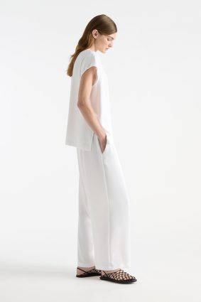 Mela Purdie Crema T White 2