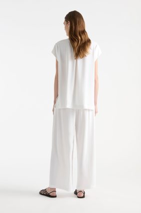 Mela Purdie Crema T White 2