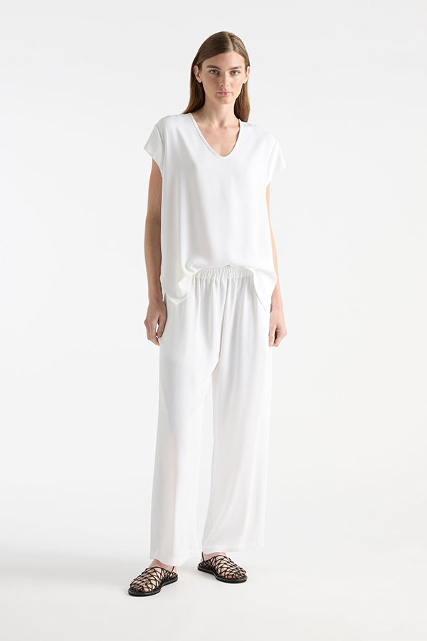 Mela Purdie Crema T White 2