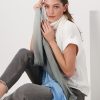 Monari Scarf Gradient Thunder Ptn