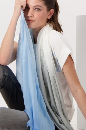 Monari Scarf Gradient Thunder Ptn