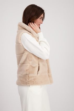 Monari Waistcoat Fake Fur Biscuit
