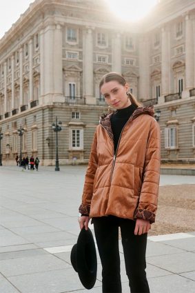 Tinta and Bariloche Aneu Coat Bronze