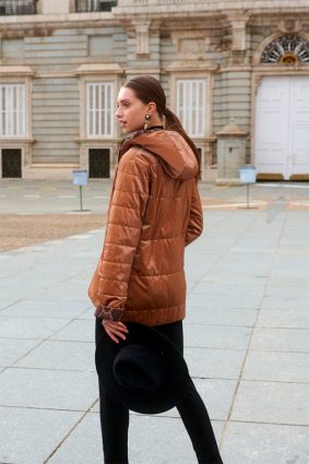 Tinta and Bariloche Aneu Coat Bronze