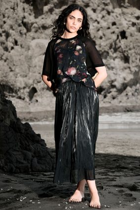 Curate Daring Diva Skirt Black