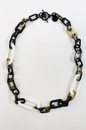 Soyang Horn Long Link Chain N White Marble