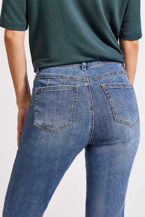 Tribal Sophia Curvy Hugging Microflare Crop River Blue