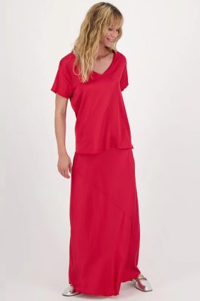 Me369 Jasmine Solid V Neck Shirt Red