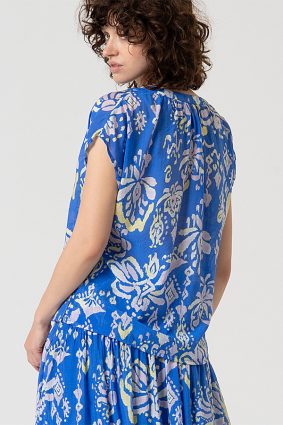 Surkanan Blouse with V-neck Opening Blue