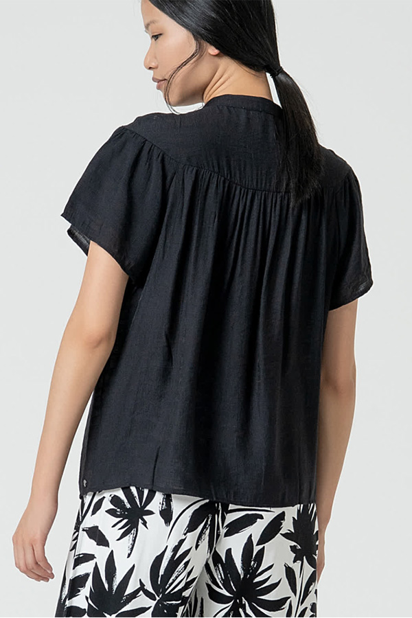 Surkanan Short Sleeve Blouse with Yoke Trim Detail Black