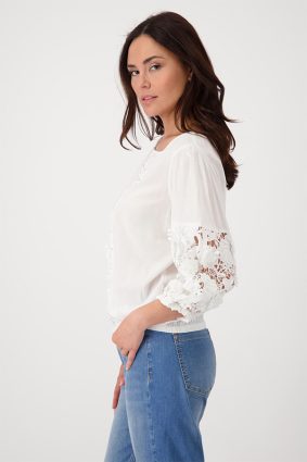 Monari Round Neck Blouse 3D Flowers Cream