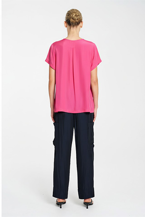 Mela Purdie Transit T Hot Pink