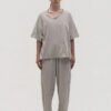 La Vaca Loca Llega loose-fitting loose t-shirt in cold white organic cotton jersey with a raw slit V-neck effect.