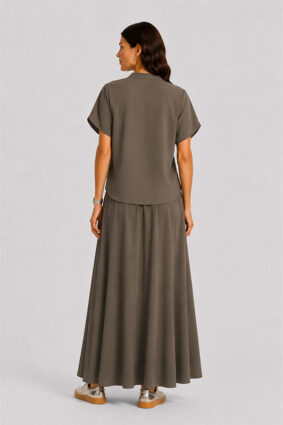 Raffaello Rossi Loui Top Olivin with V-neckline and subtle balloon sleeves