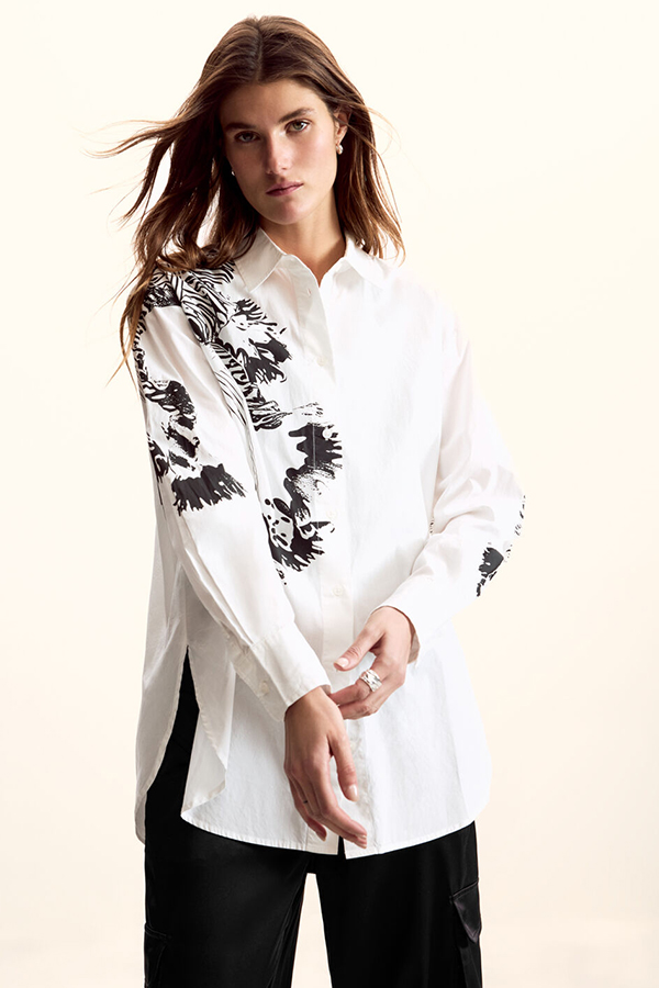 Desigual Shirt Orchid Blanco front view showing crisp white finish and striking monochrome orchid artwork