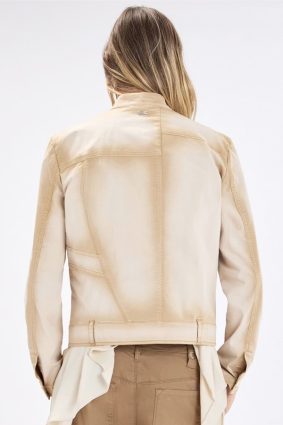 High Onset Short Jacket in a cotton-elastane blend showcasing trouser-inspired hem details with belt loops.