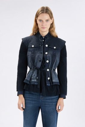 High Raise Up Waistcoat 289 in a fitted denim silhouette featuring flap chest pockets and a matching fabric waist belt.