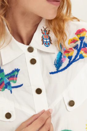 Me369 Adelyn oversized white cotton embroidered shirt with colorful palm tree and Florida motifs