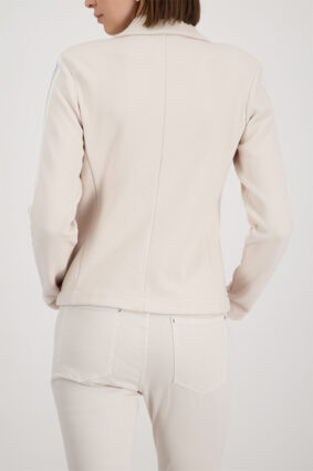 Monari basic blazer jacket in cpg beige with a tailored cut and lapel collar