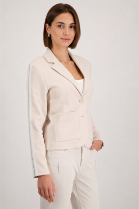 Monari basic blazer jacket in cpg beige with a tailored cut and lapel collar