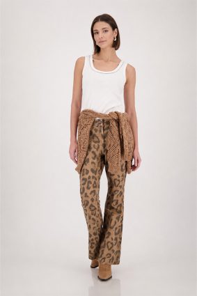 Monari basic off-white top with decorative collar, lightweight viscose fabric