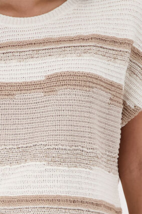 Monari textured mixed sweater in soft beige, cream, and warm camel tones worn by a model.