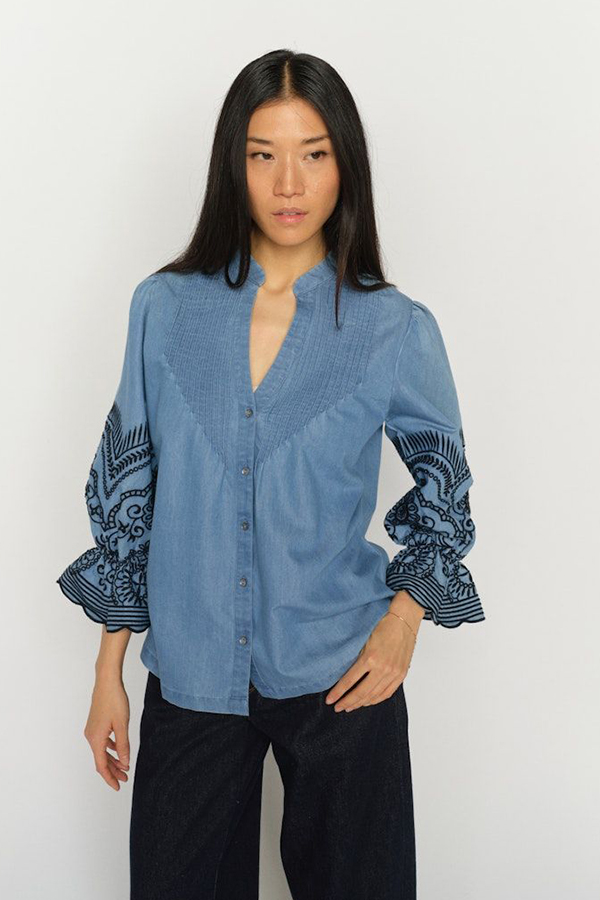 Mos Mosh Stomin Emb Shirt Light Blue with embroidery detail
