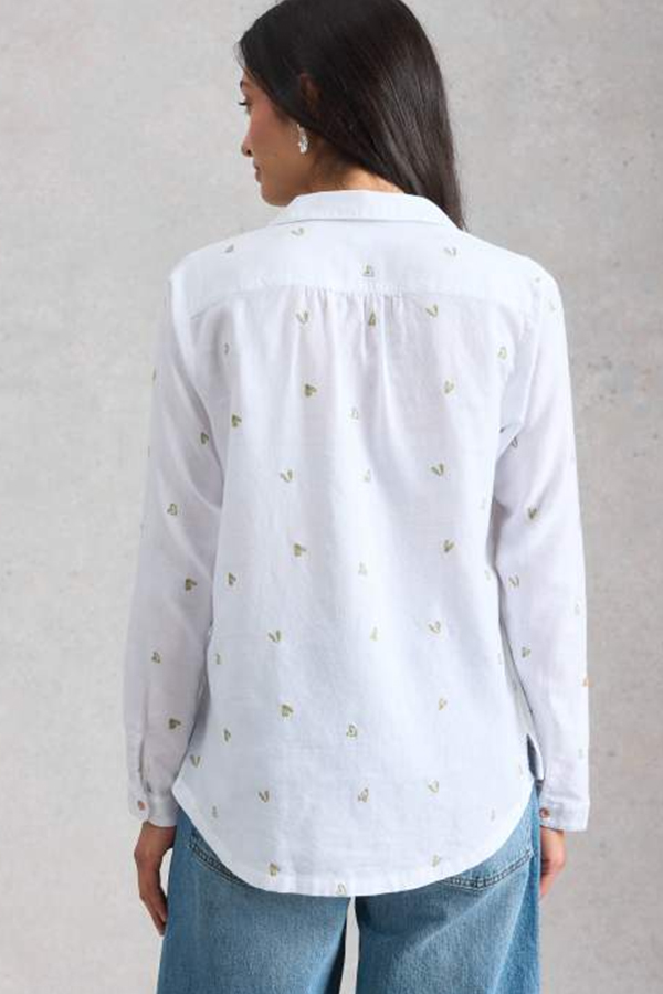 The White Stuff Sophie Organic Cotton Shirt Ivory Mlt is a timeless wardrobe staple that brings an effortless feel to everyday dressing.