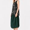 Black Label Singlet Top Multicolour styled with clean round neckline and elegant patch pockets