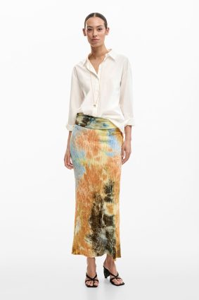 Desigual Skirt Sudan Brown flowing maxi skirt with elasticated waistband and watercolor-inspired print in brown, gold, blue, and olive