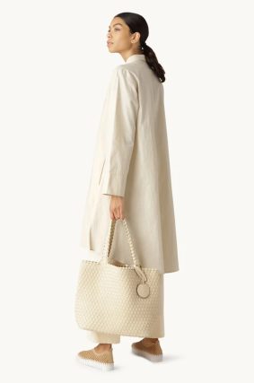 Ivory braided faux leather tote bag by Ilse Jacobsen
