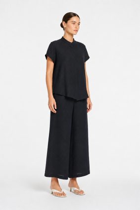 Mela Purdie Lino Pant Shot Navy front view showing wide-leg silhouette and cropped length