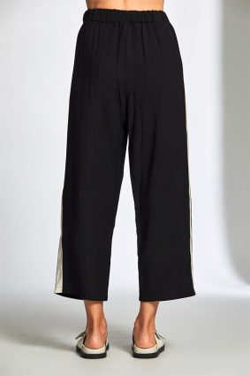 Peruzzi Relaxed Trouser Black high-waisted wide leg trouser