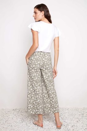 UP! Wild Daisy Techno Vented Ankle Pant in Wild Daisy Print