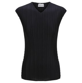 Alquema Simply Pleat V Tank in Black