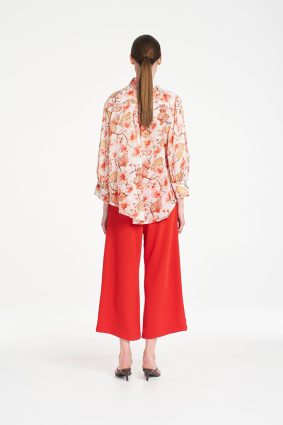 Mela Purdie Atrium Top in Herbarium floral print paired with papaya pants