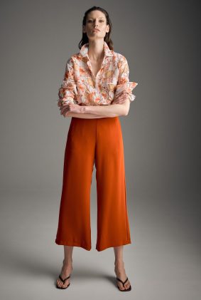 Mela Purdie Atrium Top in Herbarium floral print paired with papaya pants