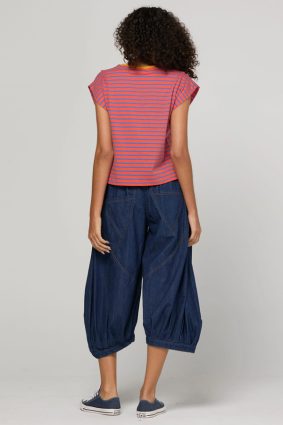 Boom Shankar Bellissimo Tee Roma in red and blue stripes with a mandarin collar