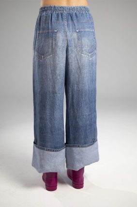 Elemente Clemente Pants Rundu Up Blue Denim in washed linen with turned-up cuffs