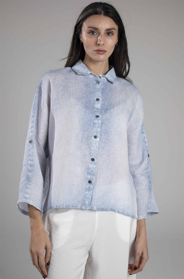 Elemente Clemente Blouse Tege Bleach Denim with relaxed boxy silhouette