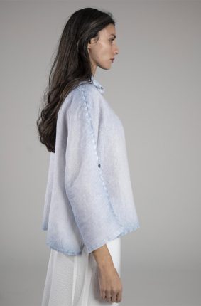 Elemente Clemente Blouse Tege Bleach Denim with relaxed boxy silhouette