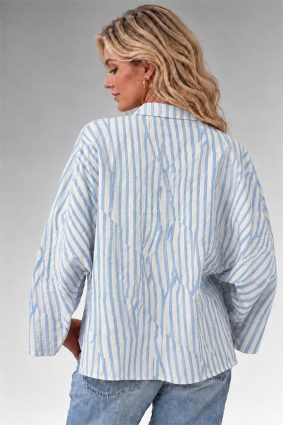 Elemente Clemente Blouse Tege Glacier in lightweight ice-blue linen
