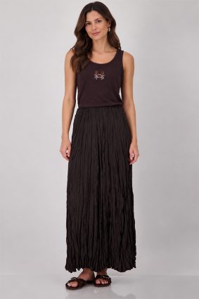 Monari crinkled maxi skirt in rich coffee brown featuring a comfortable elasticated waistband and flowing silhouette
