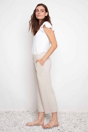 UP! Pants Linen Effect Techno Wide Leg Cropped Pant in Natural Linen